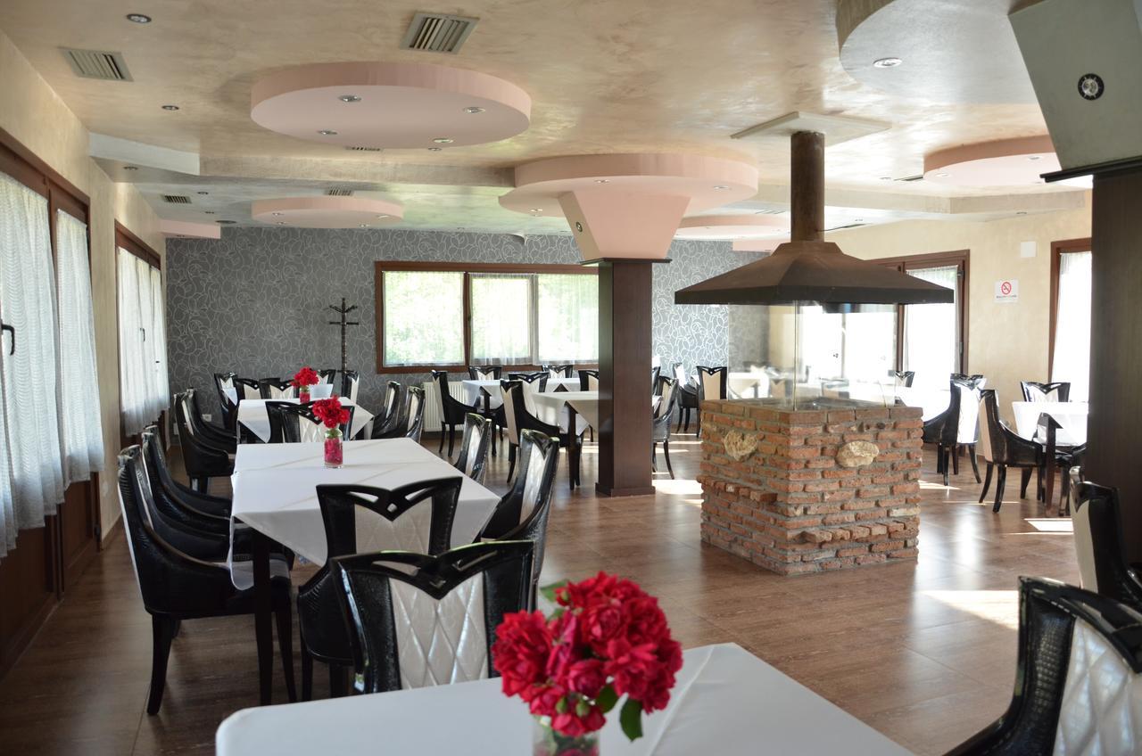 Johnny Hotel Kamenice Exterior foto